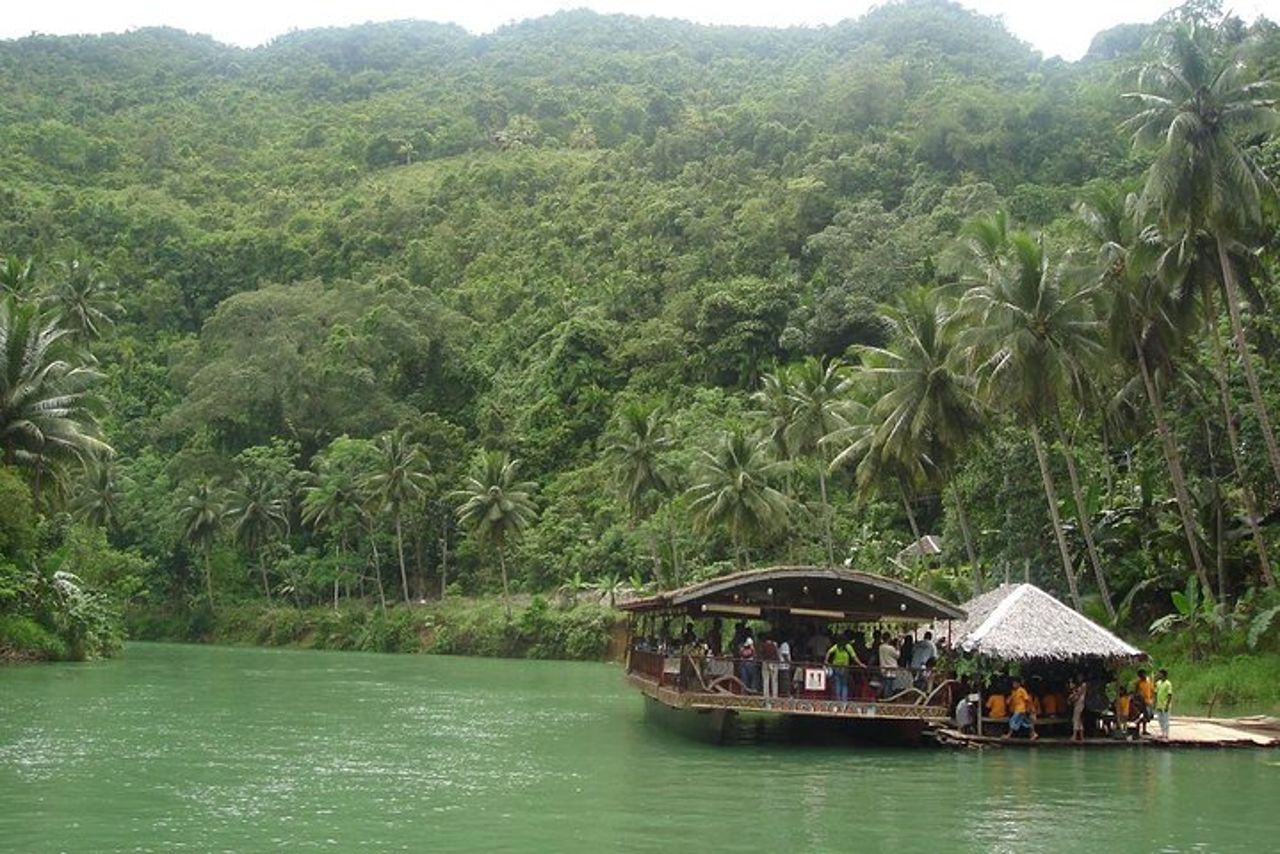 Private Bohol e Chocolate Hills con Loboc River Cruise — 2