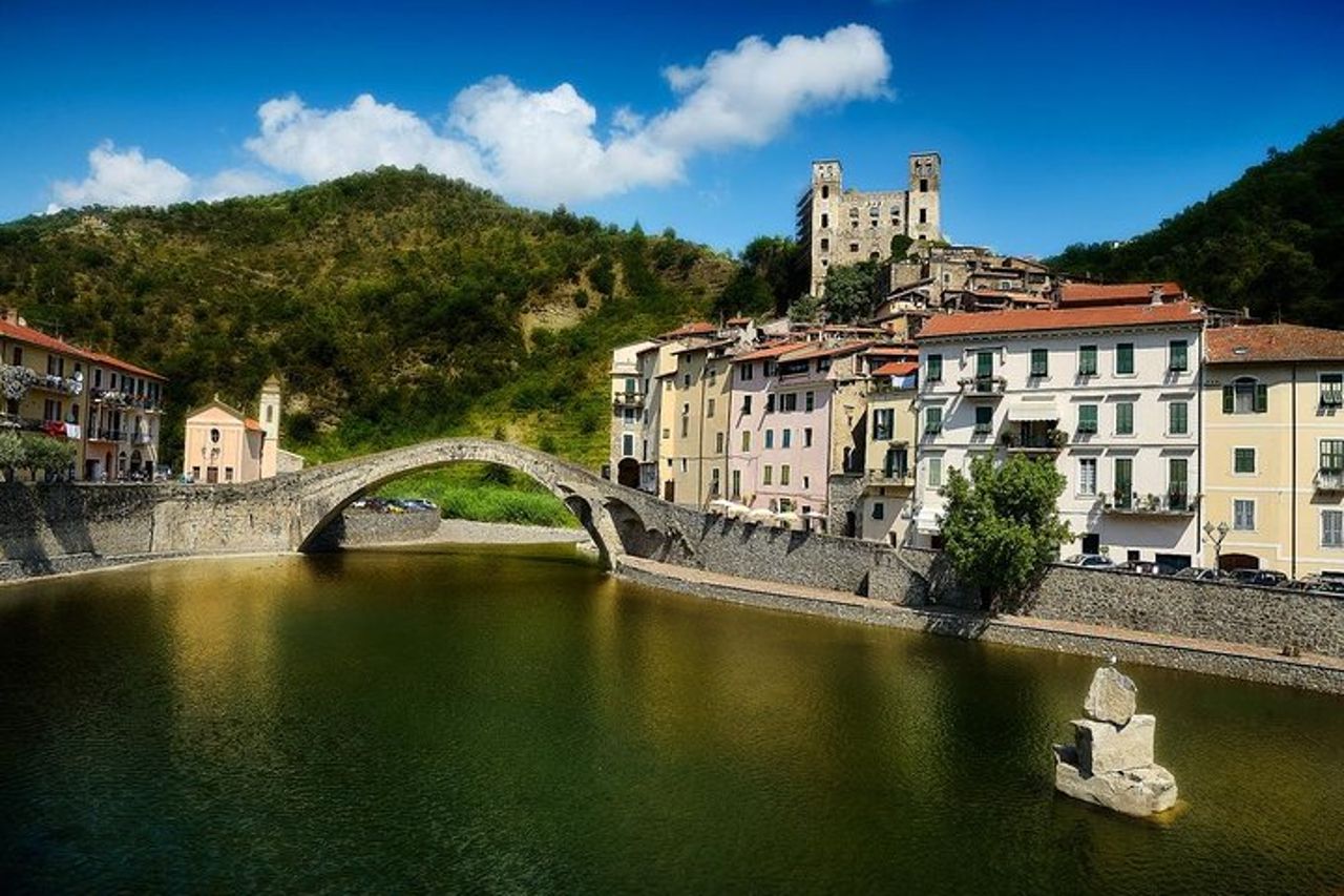 La Riviera italiana e le gemme costiere francesi: un tour privato da Nizza