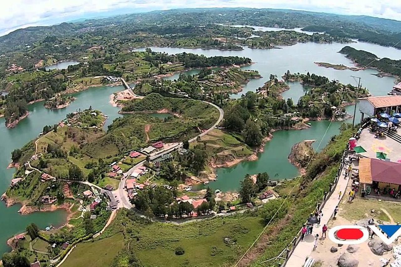 Guatape Horseback Andes Paradise con El Penol Rock — 2