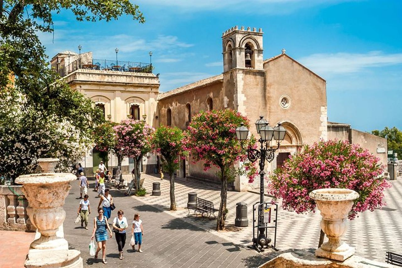 Taormina e Castelmola visita privata e guidata con Arancino — 3