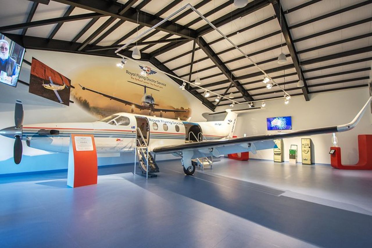 Royal Flying Doctor Service Struttura turistica: due storie iconiche sul territorio
