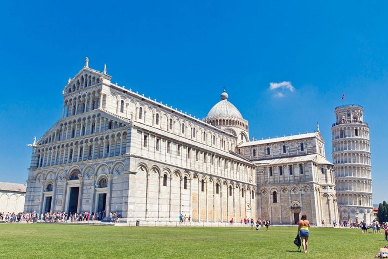 Escursione a terra privata di un giorno intero alle Cinque Terre e a Pisa dal porto di Livorno — 2