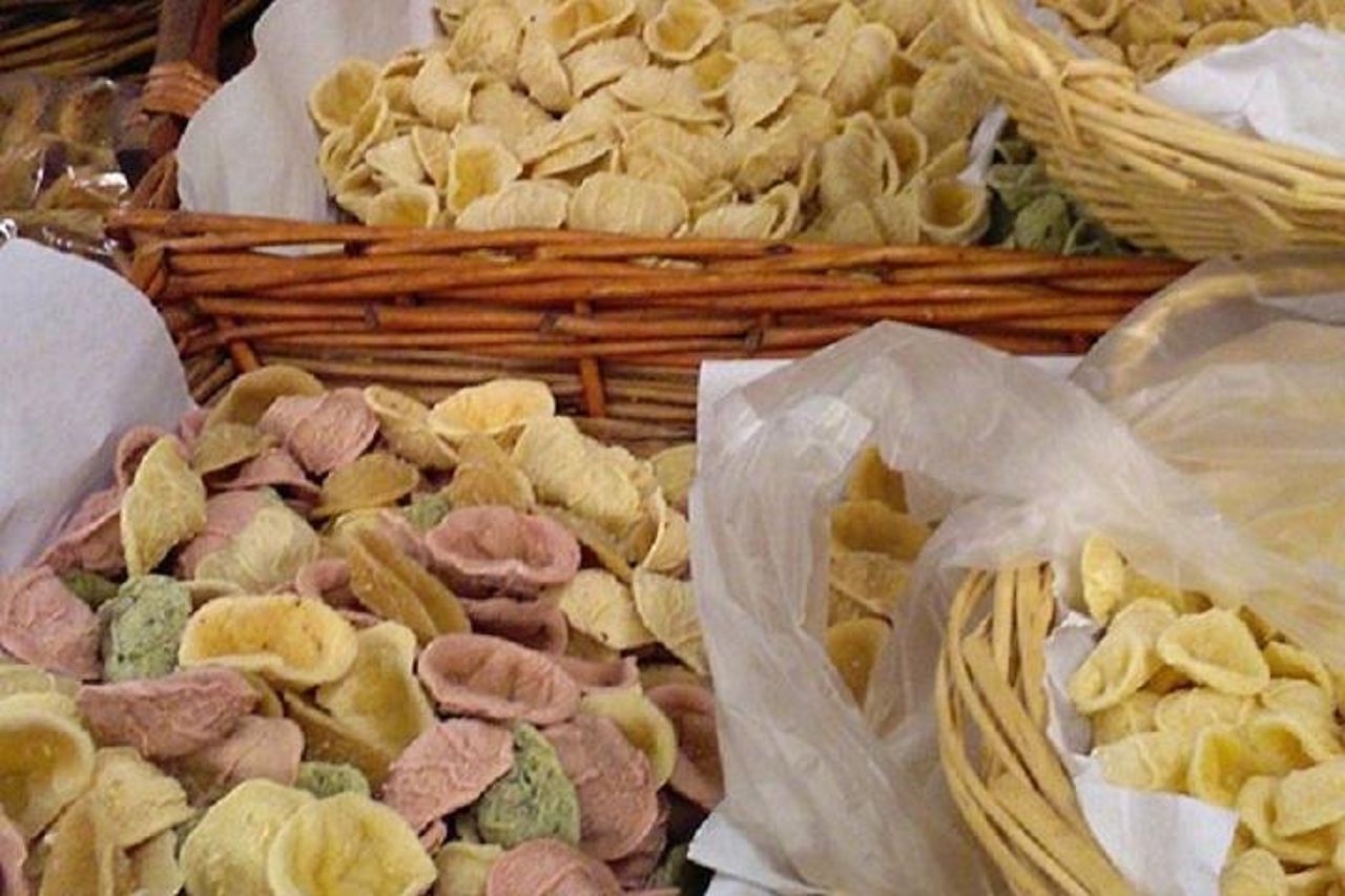 Preparazione della pasta e giro in risciò a Bari — 8