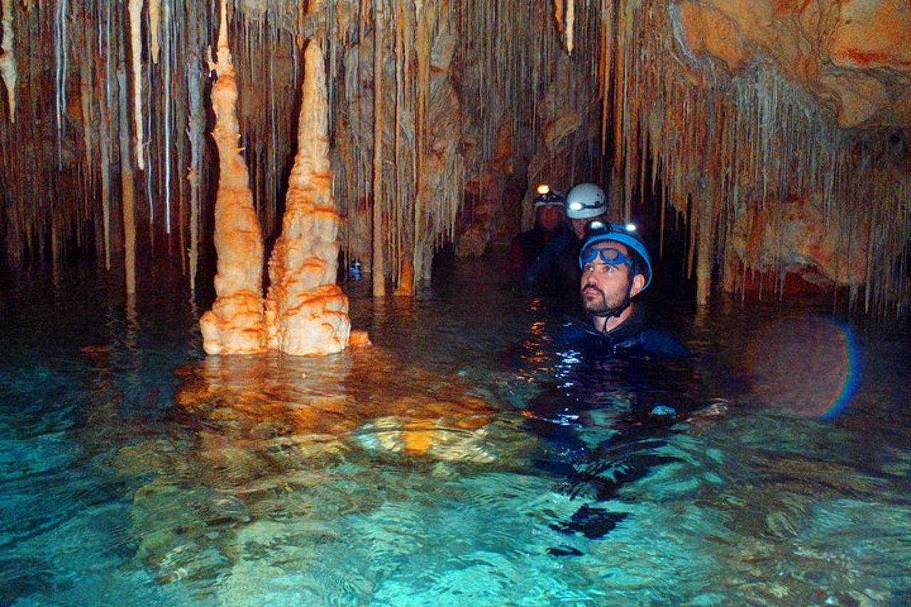 Avventura nella grotta d'acqua di Cala Romantica — 2