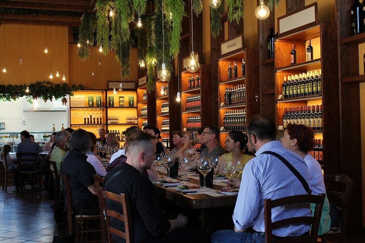 Degustazione di vino privata e pranzo leggero toscano - cibi e bevande inclusi — 2