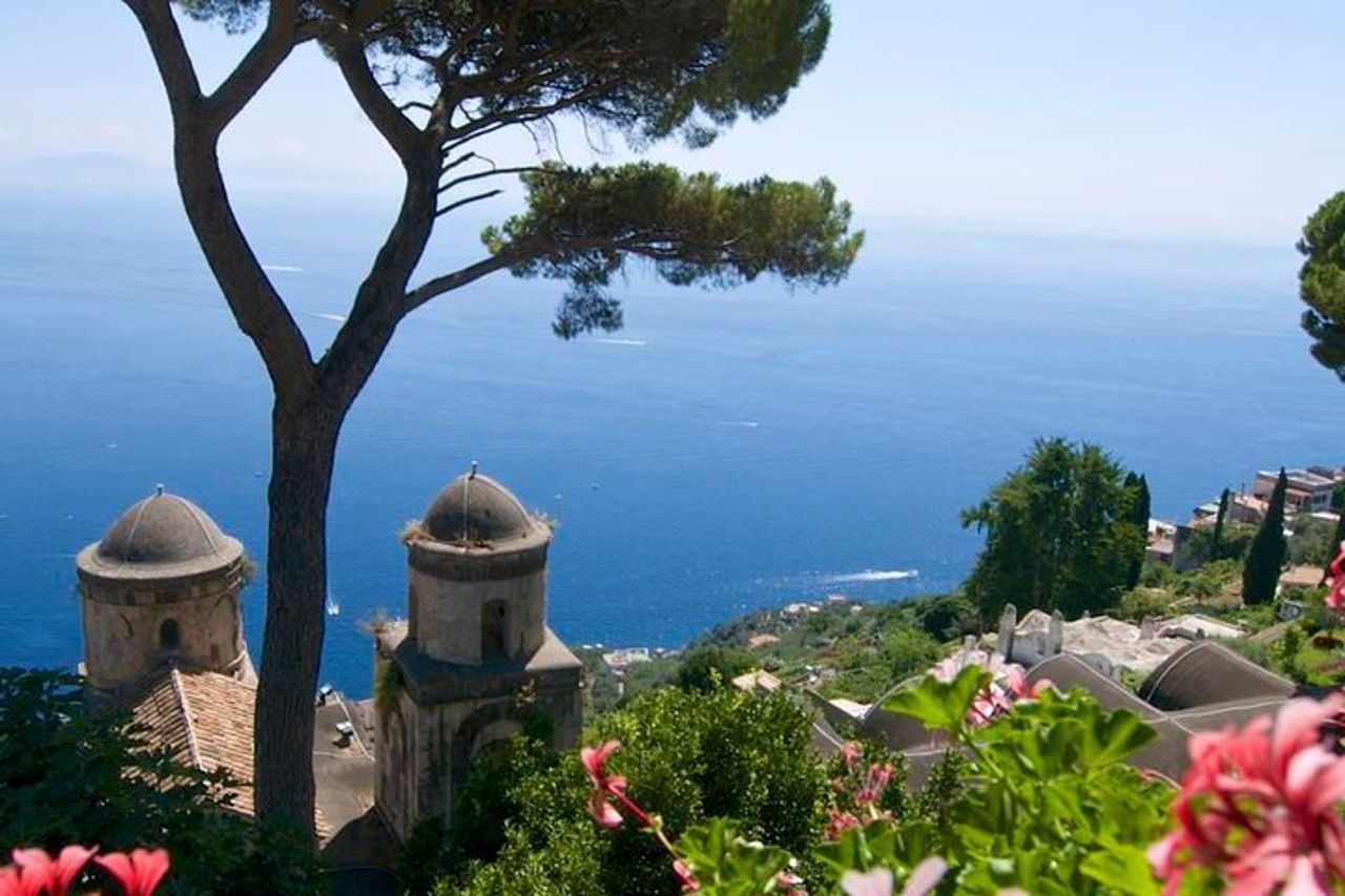 Esperienza di un'intera giornata in Costiera Amalfitana da Sorrento, Napoli o Salerno — 5