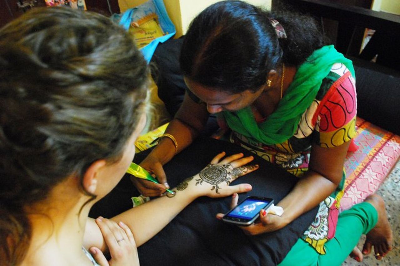 Mehendi Art Class a Pondicherry — 2