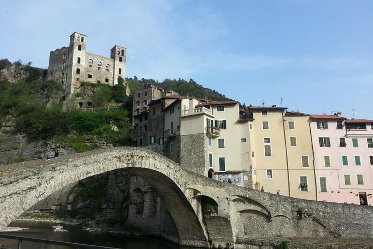 Mercato italiano e Mentone — 2