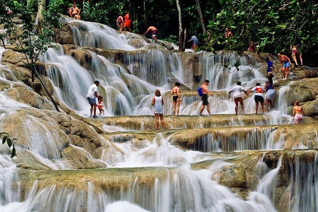 Dunns River Falls e River Rapids Giamaica con pranzo