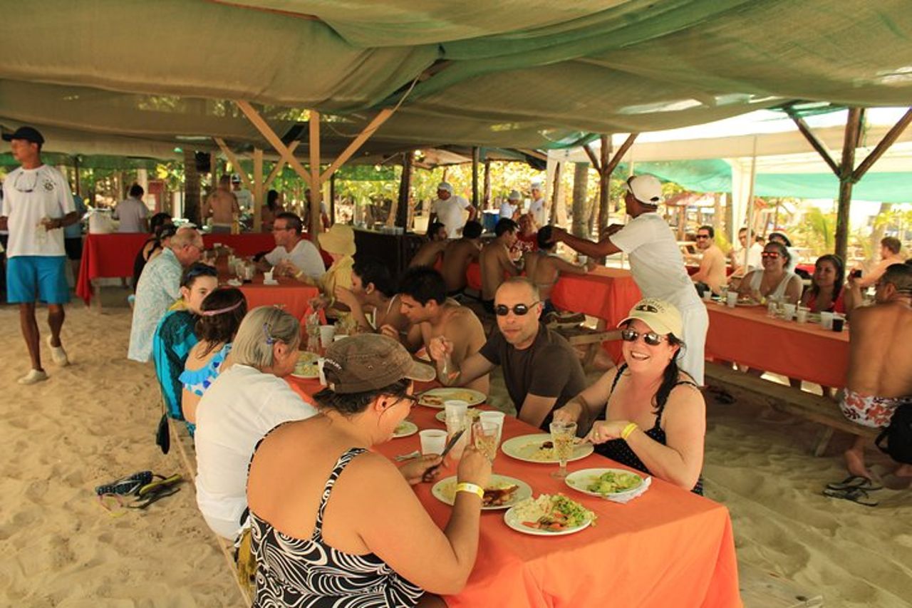 Catamarano a Tortuga Island da San Jose — 9