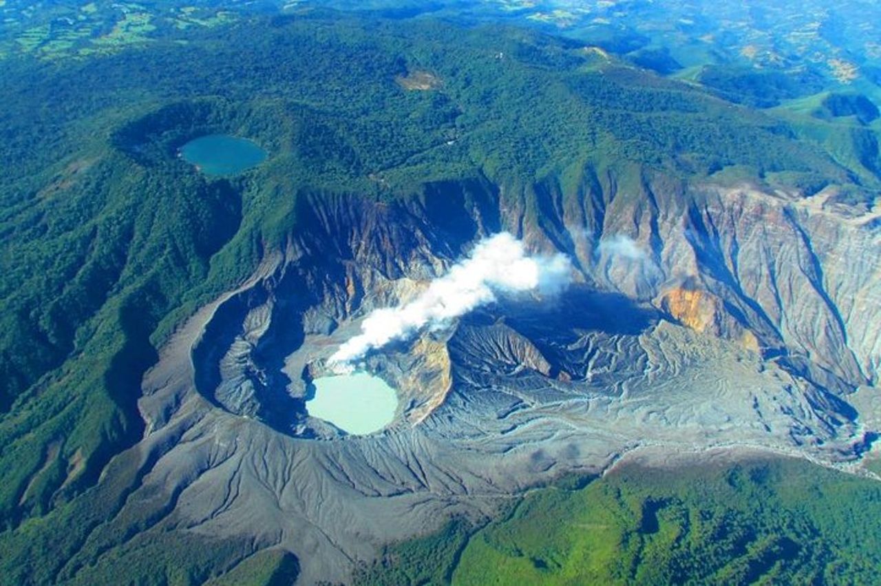 Tour privato del vulcano Poas e dei giardini delle cascate di La Paz — 2