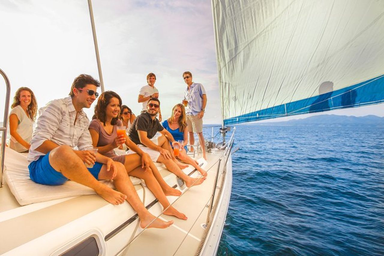 Los Cabos Luxury Sunset Sail con antipasti leggeri e Open Bar — 3