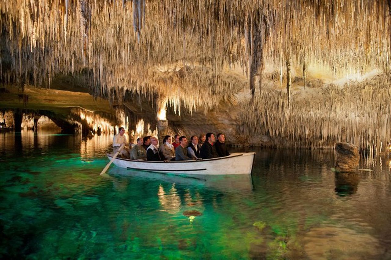 Esplorare Maiorca: negozio di perle di Maiorca e grotte di Drach — 2