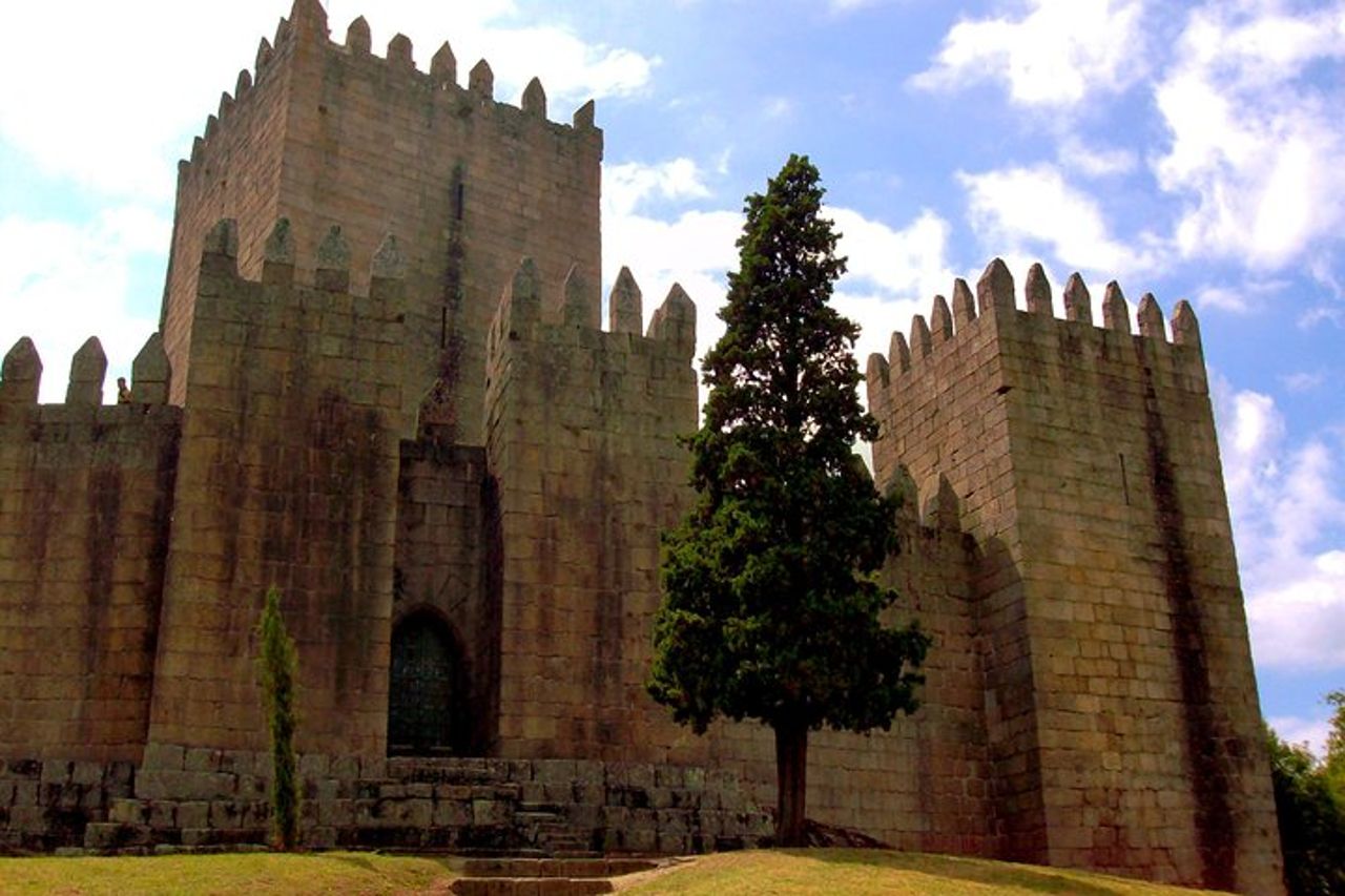 Tour per piccoli gruppi di Braga e Guimarães con pranzo da Porto