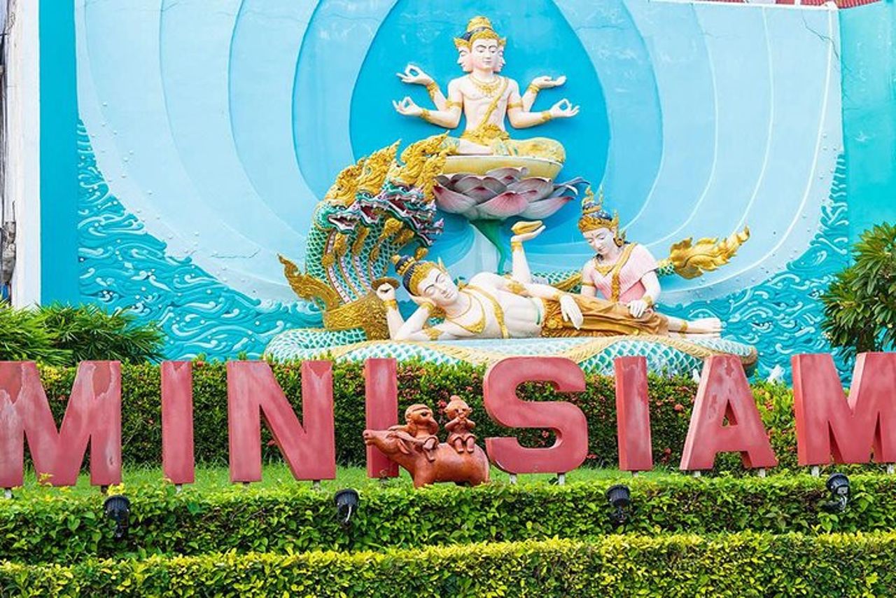 Mini Siam Miniature World Admission con trasferimento di andata e ritorno da Pattaya — 2