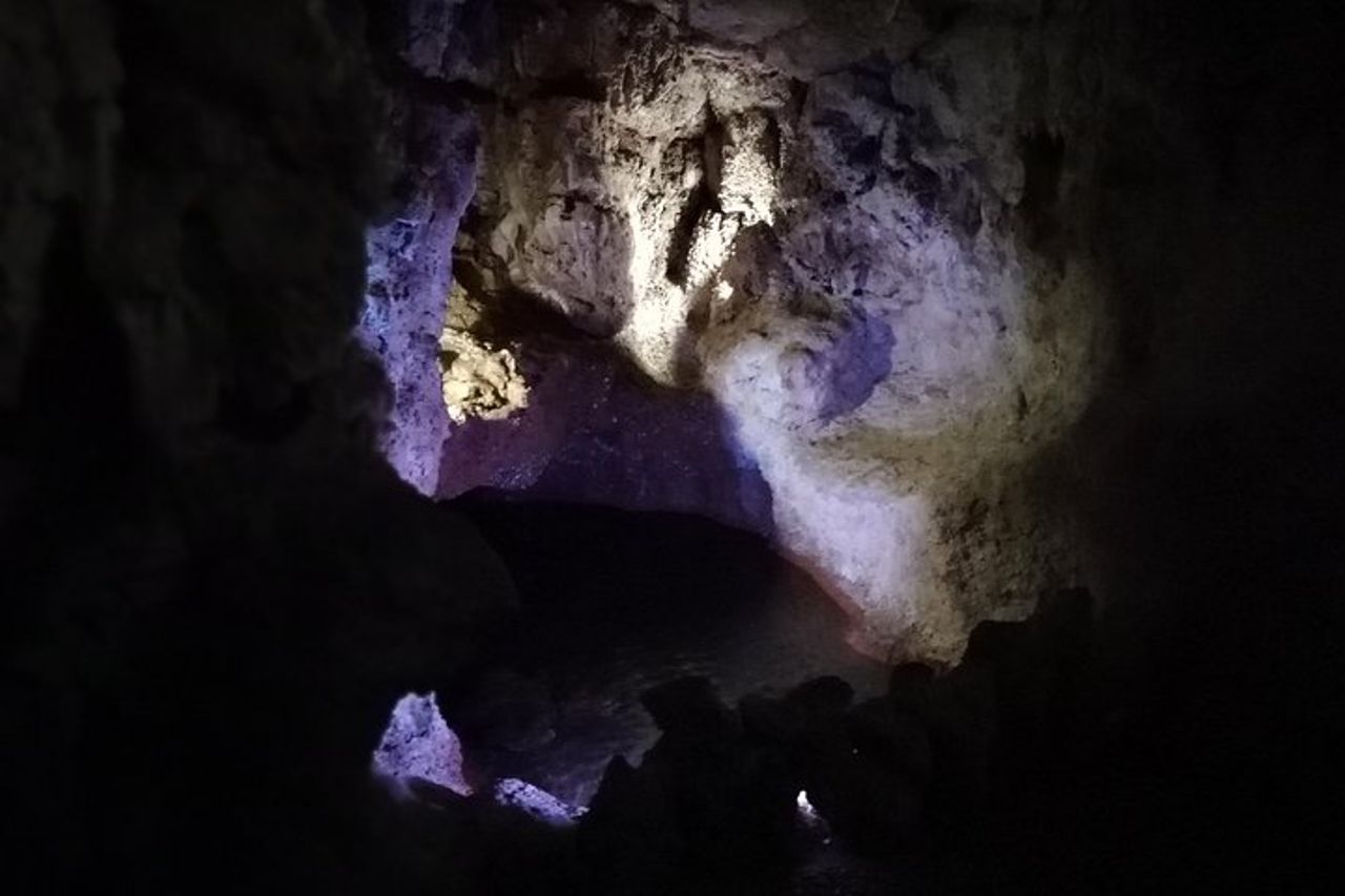 Patrimonio naturale, grotte, sorgenti d'acqua e saline di Nazaré — 4