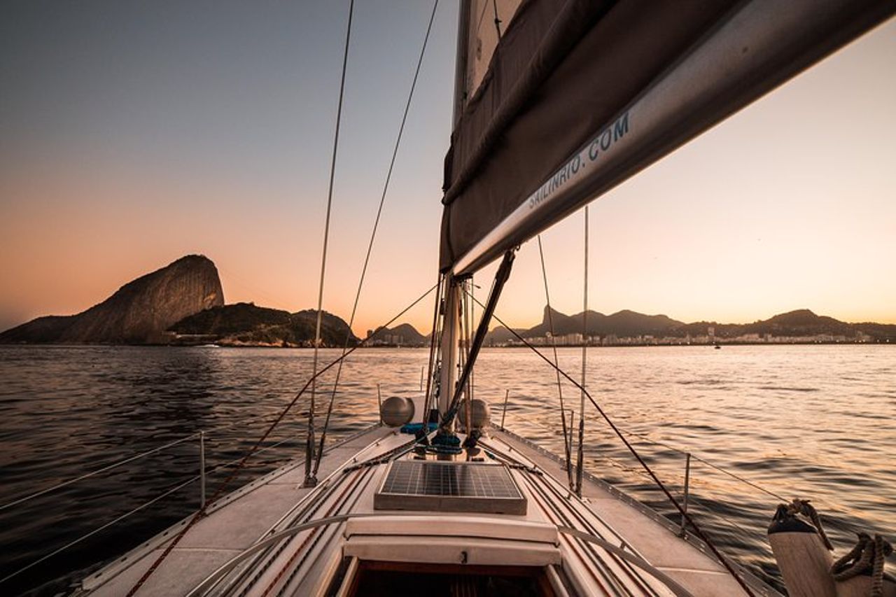 Crociera al tramonto o tour in barca a vela a Rio de Janeiro — 4