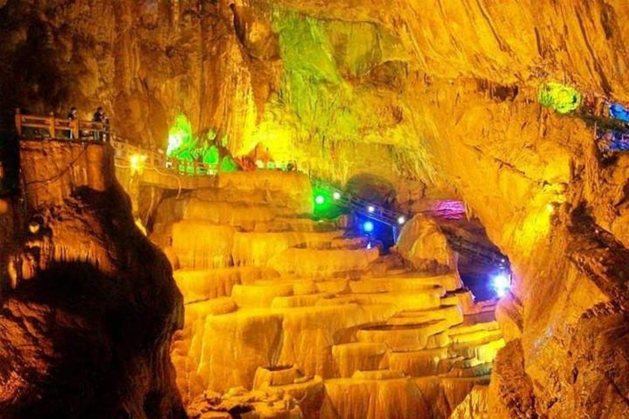Tour di Kunming Essence di due giorni tra cui Stone Forest, Jiuxiang Cave e West Hill
