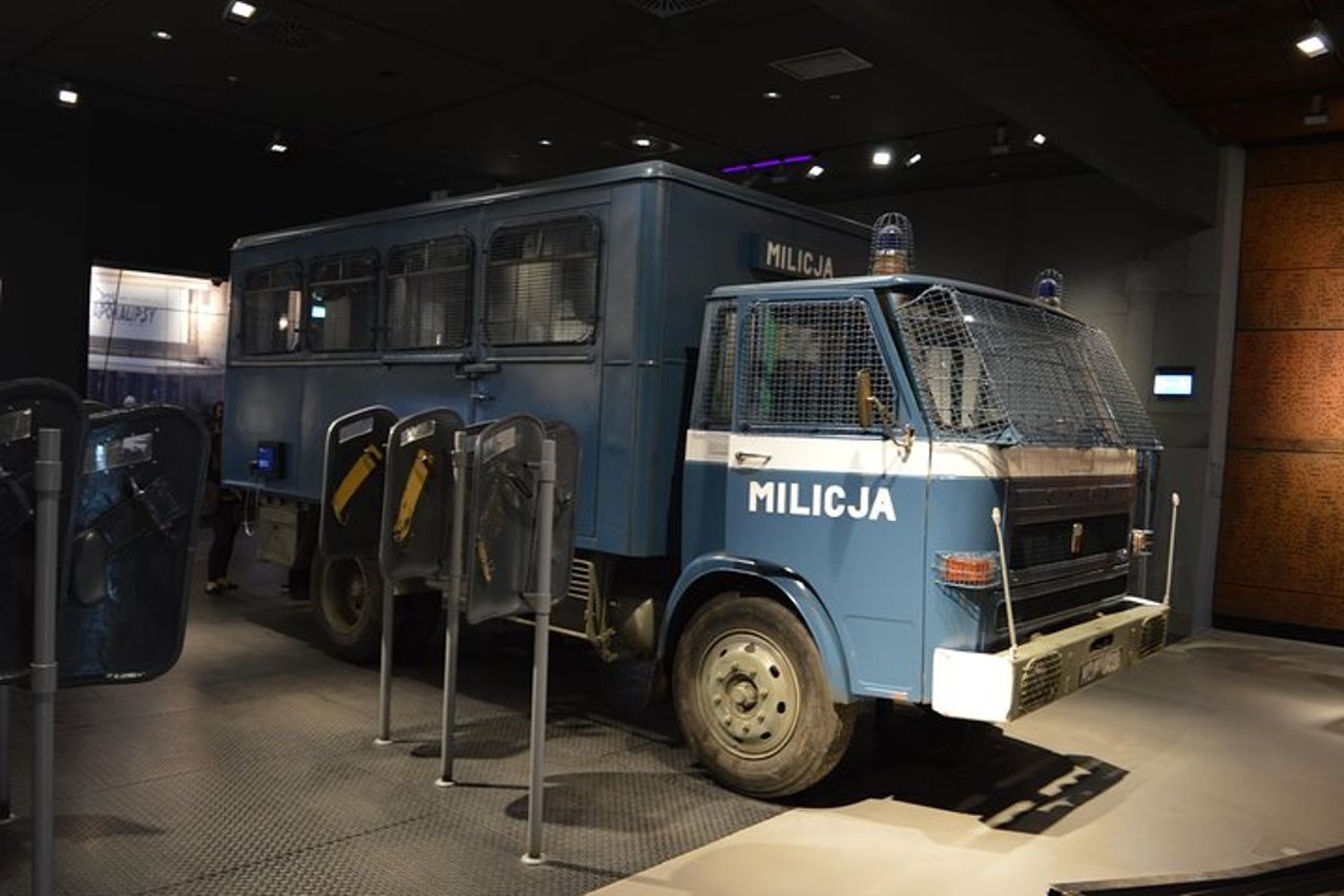 Tour del comunismo privato di Danzica con Museo del Centro di Solidarietà — 6