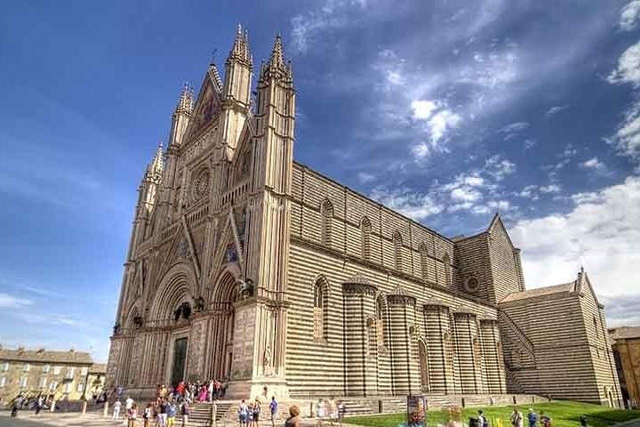 Tour di un giorno a Orvieto e Civita di Bagnoregio dal porto di Civitavecchia — 2