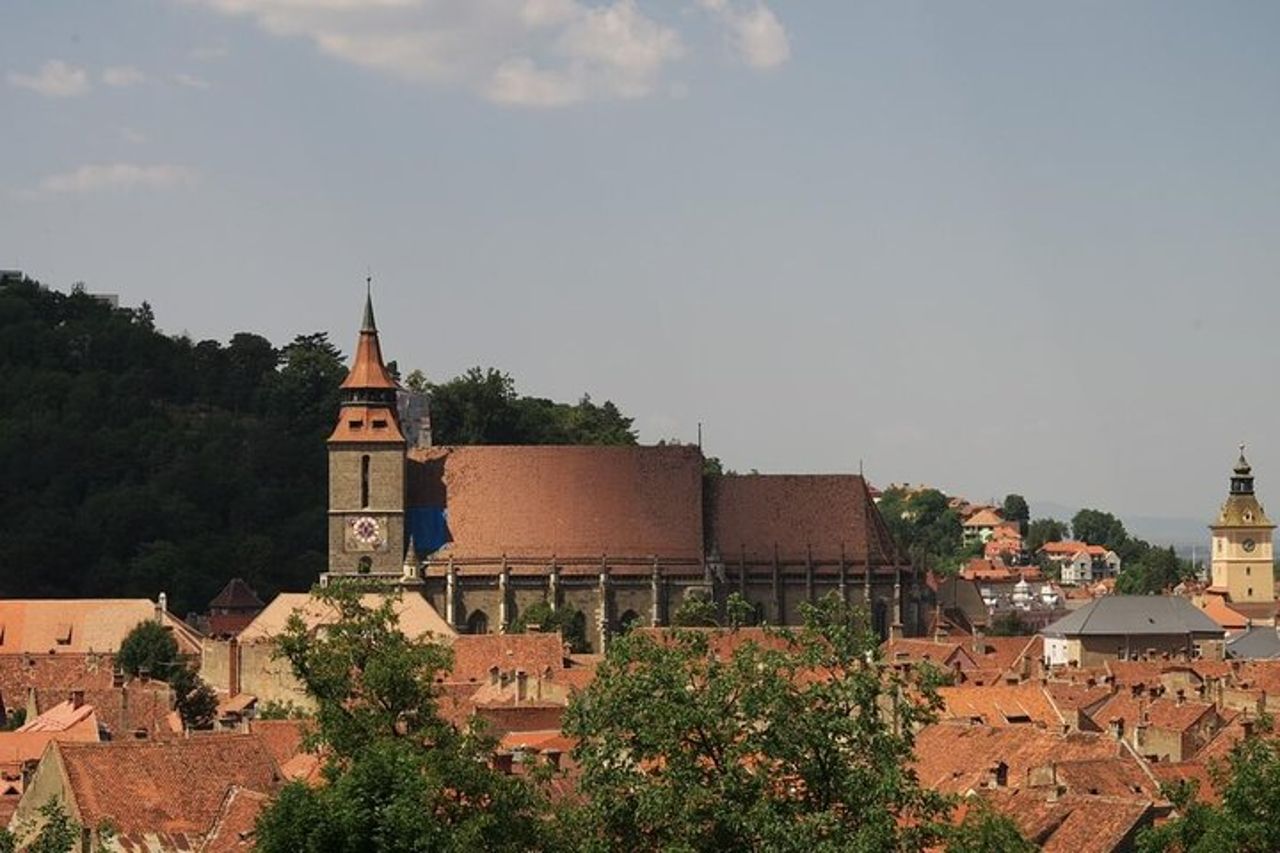 Tour privato dell'intera giornata della città di Brasov e Castello di Peles da Bucarest — 4