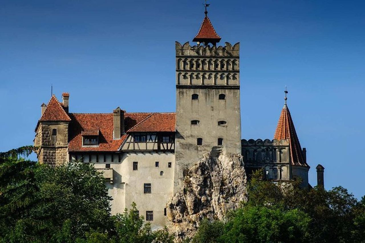 Un giorno il castello di Dracula, la fortezza di Rasnov, la chiesa fortificata di Prejmer da Brasov — 7