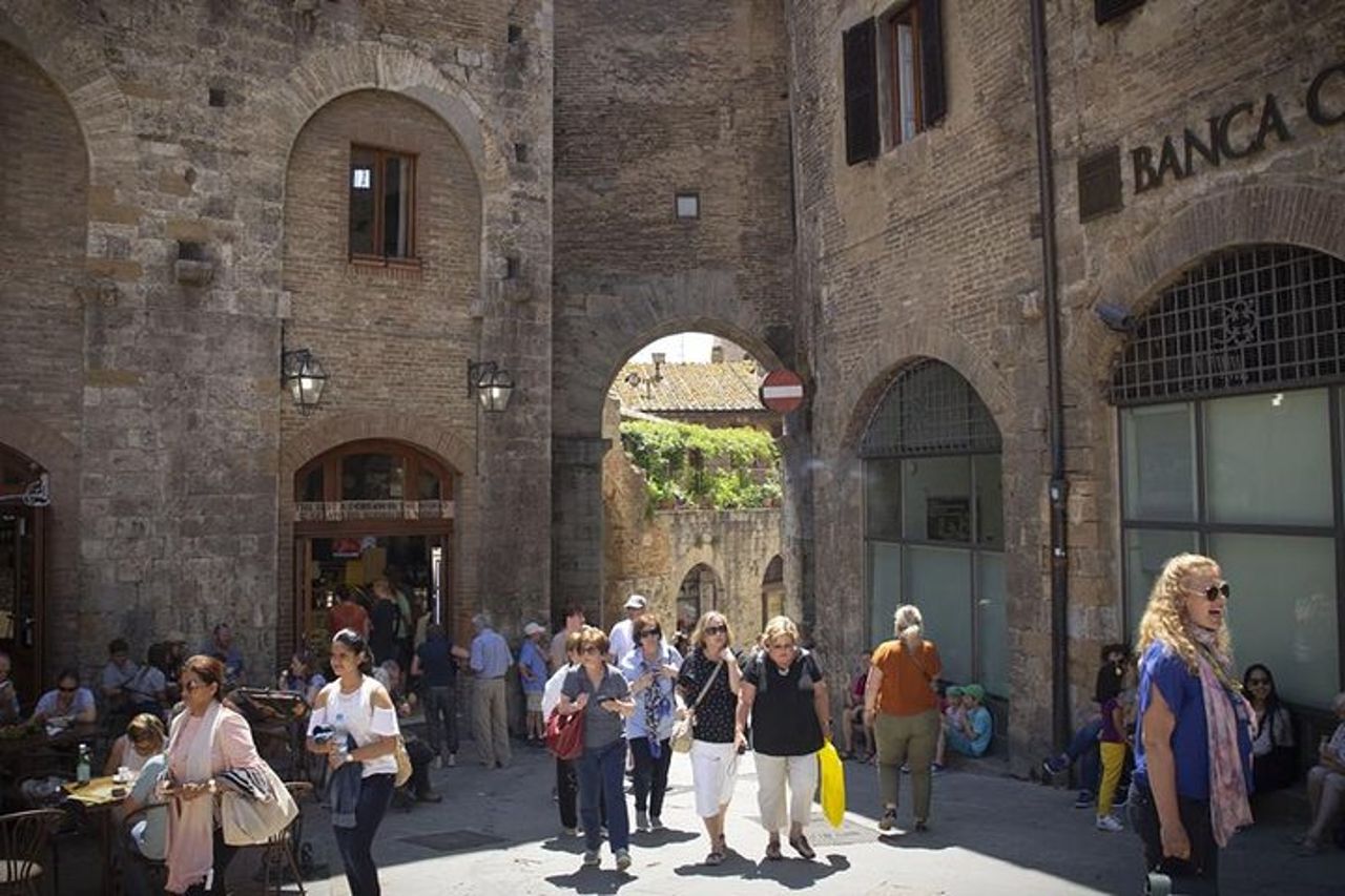 Da Firenze : Borghi Classici del Chianti e Strade del Vino in Minivan — 6