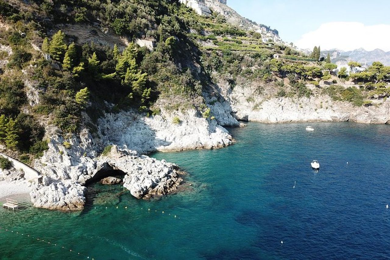 Visita le grotte marine della Costiera Amalfitana — 9