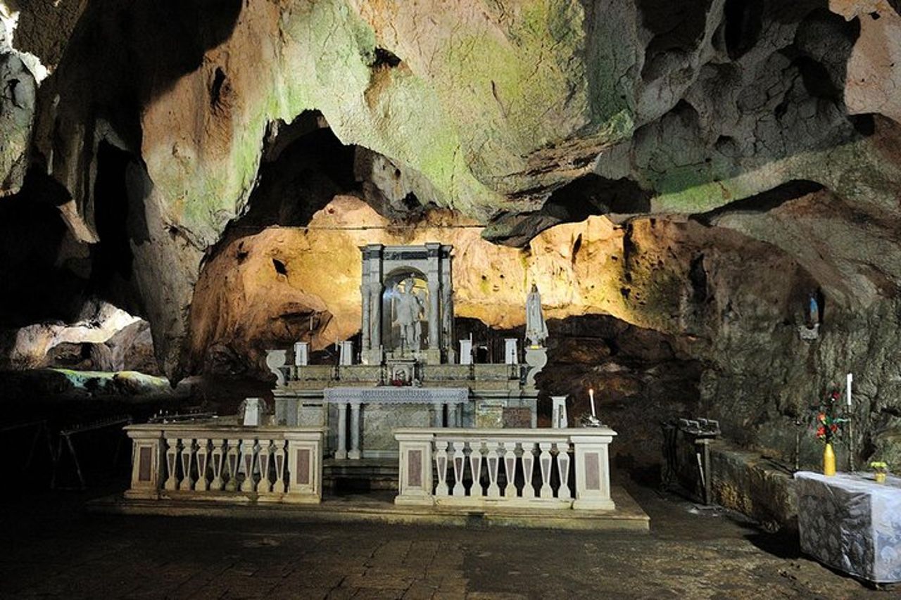 Tour privato di MONTE SANT'ANGELO: meraviglioso Santuario di San Michele