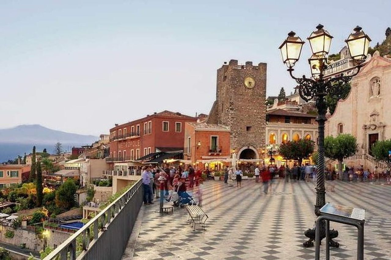 Taormina e Castelmola visita privata e guidata con Arancino — 7
