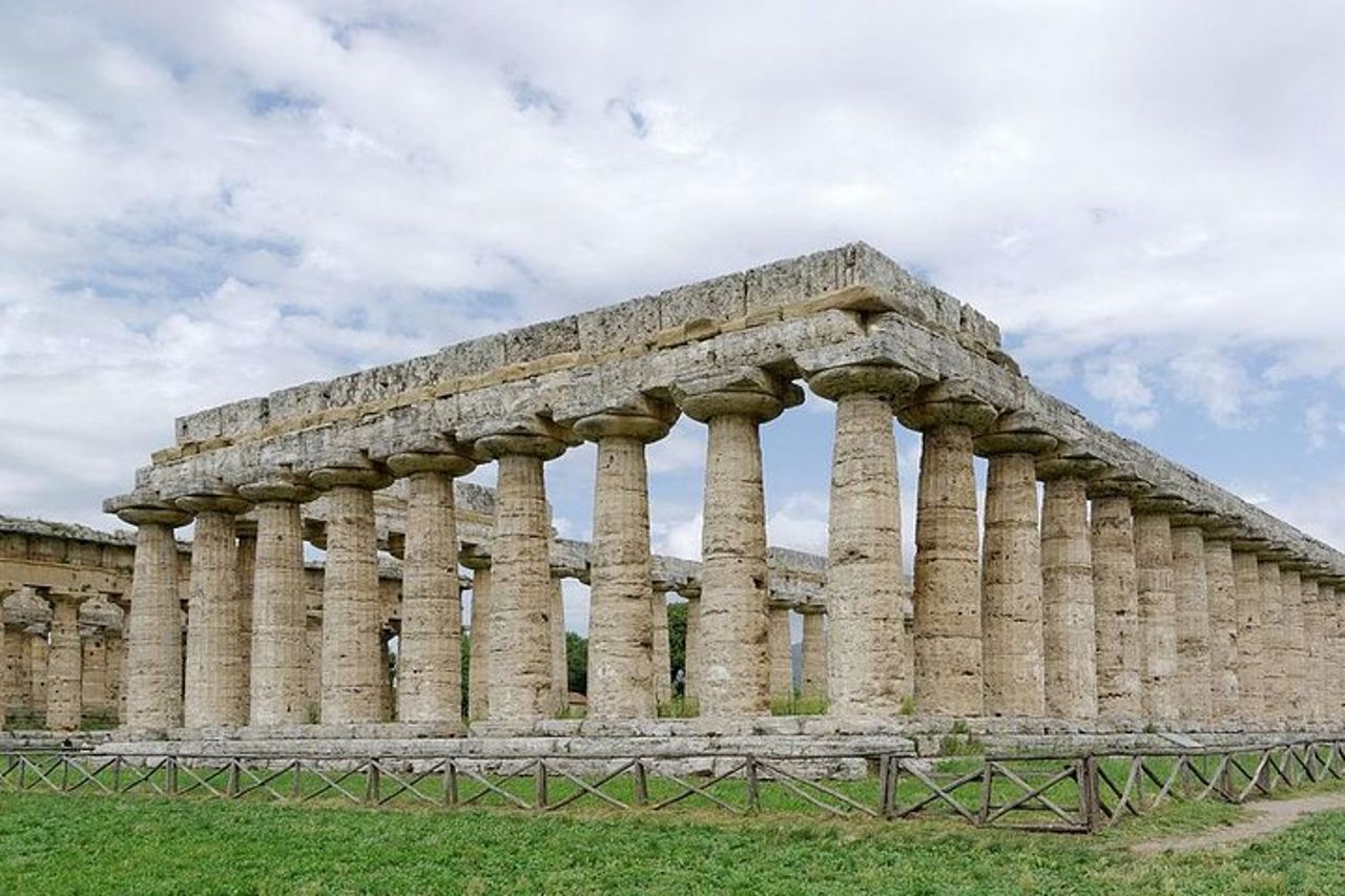 Tour privato attraverso l'architettura e l'eccellenza gastronomica nel Parco del Cilento — 6