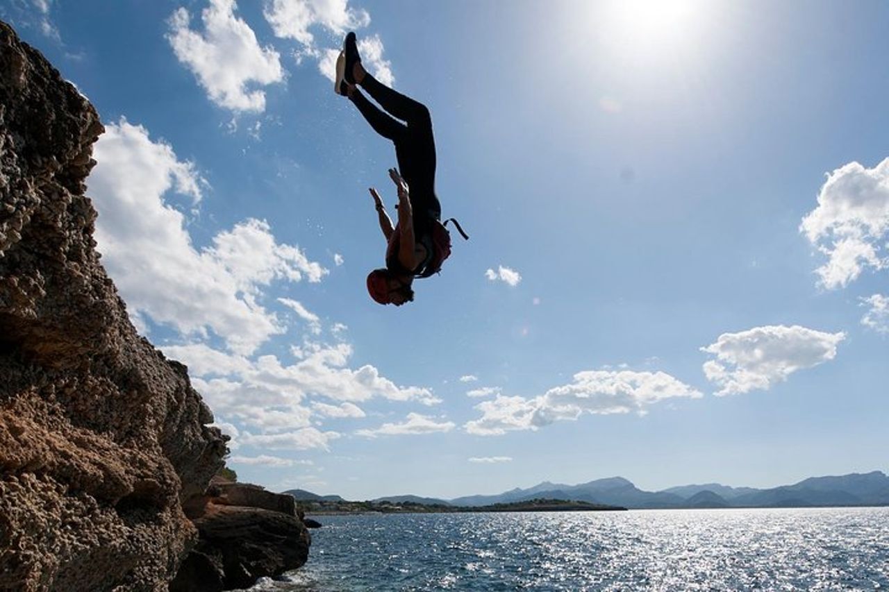 Coasteering nel sud di Maiorca con trasferimenti — 2