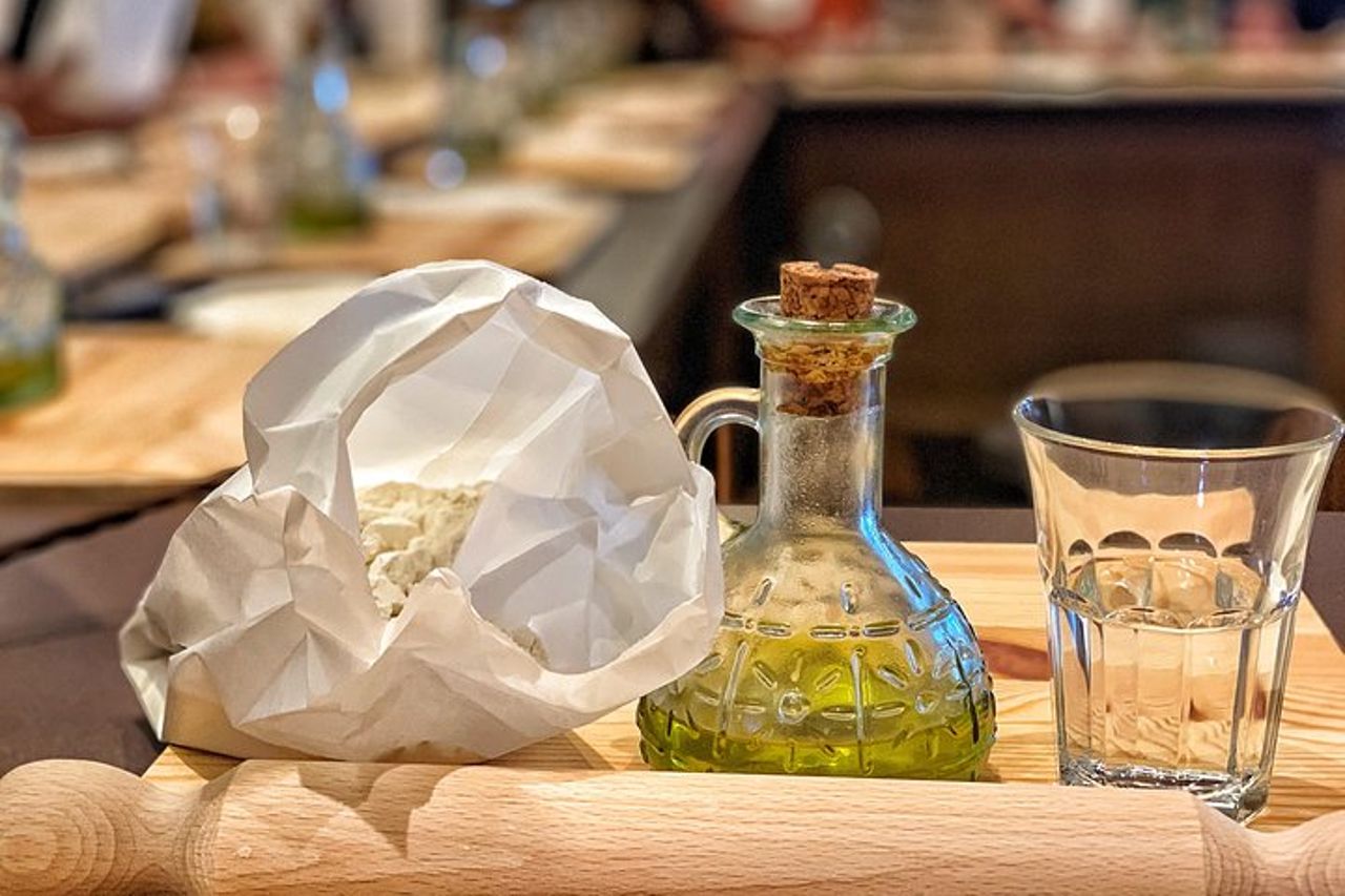 Corso di cucina pratico in una cucina esclusiva a Cortona — 7
