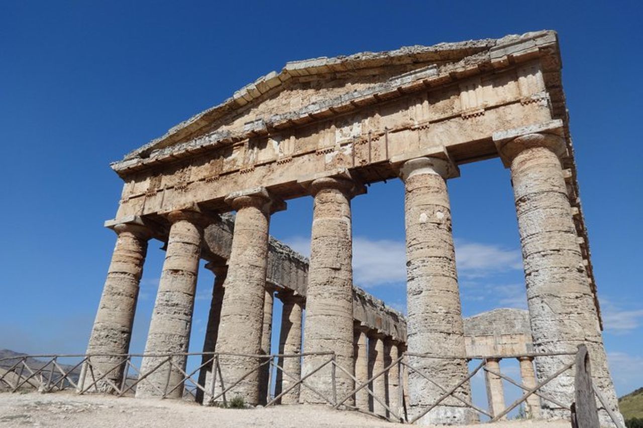Tour privato in Sicilia Occidentale. Segesta, Erice e Saline di Nubia — 2