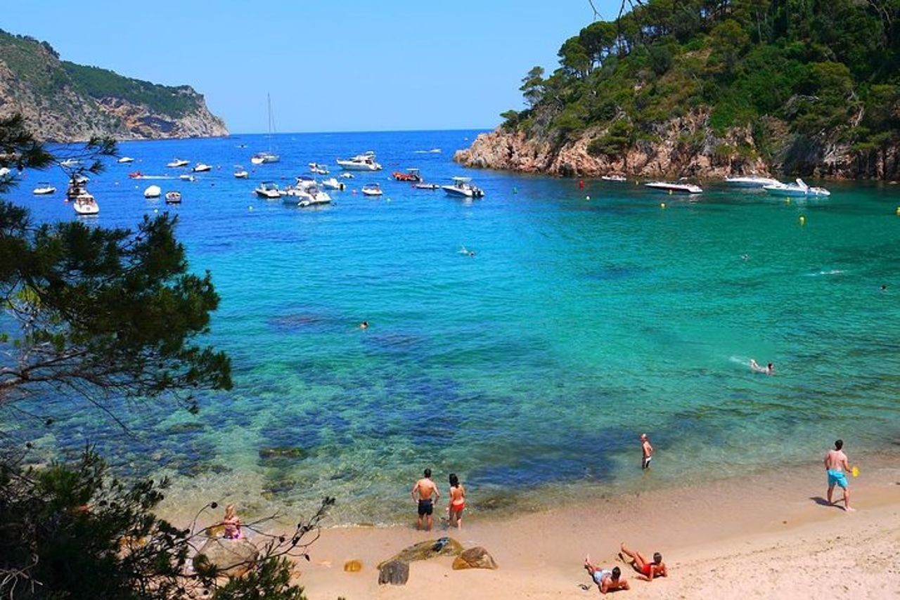 Costa Brava ed Empuries Tour in piccoli gruppi con pick-up in hotel e giro in barca — 7
