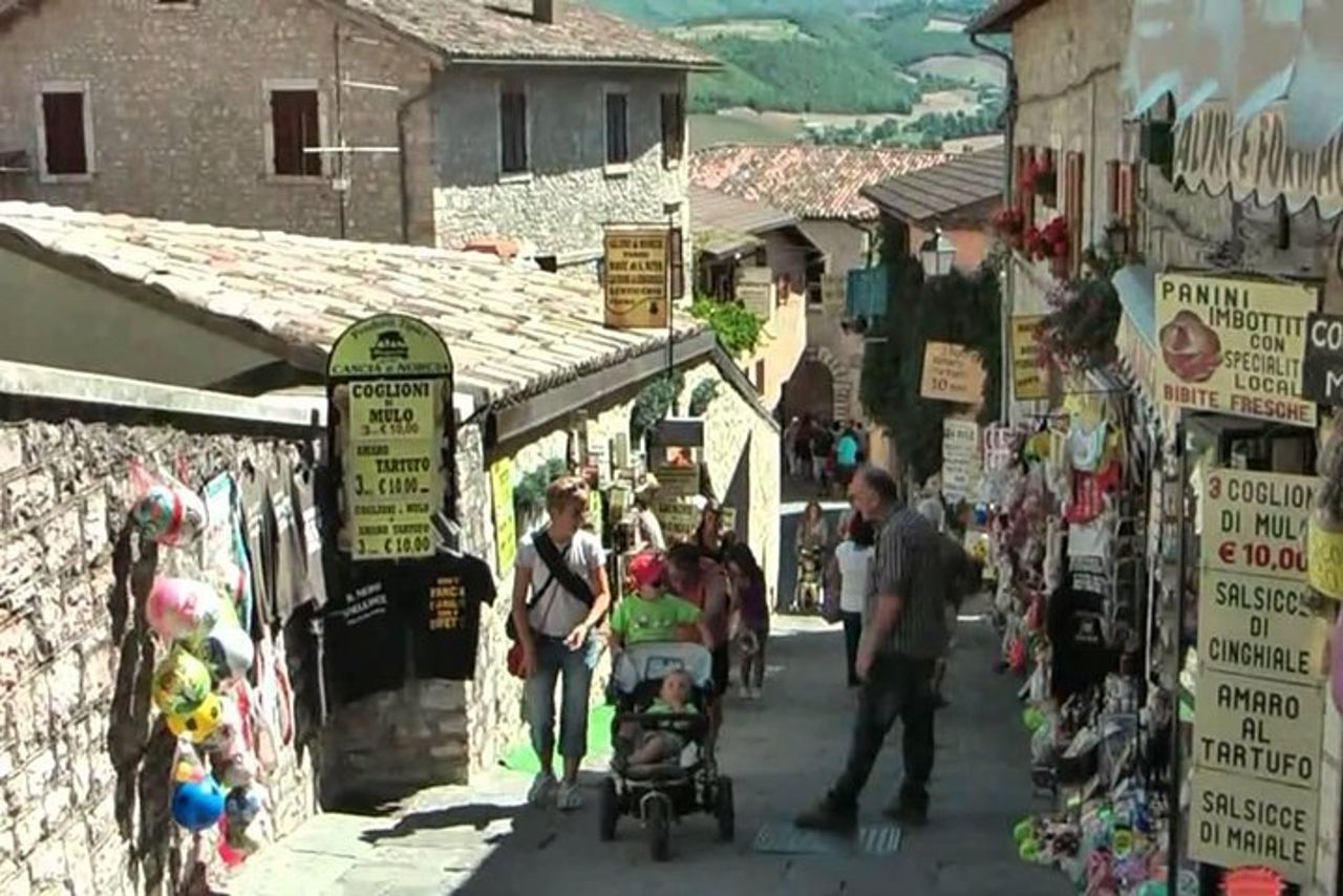 Cascia e Spoleto da Roma: Goditi un tour privato di un'intera giornata — 9