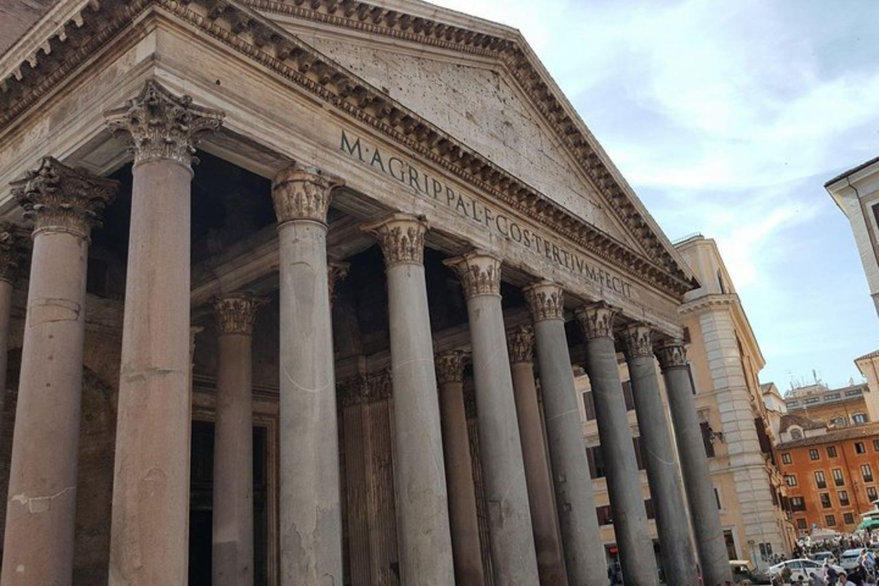 Escursione a terra privata di un'intera giornata a Roma 9 ore — 5