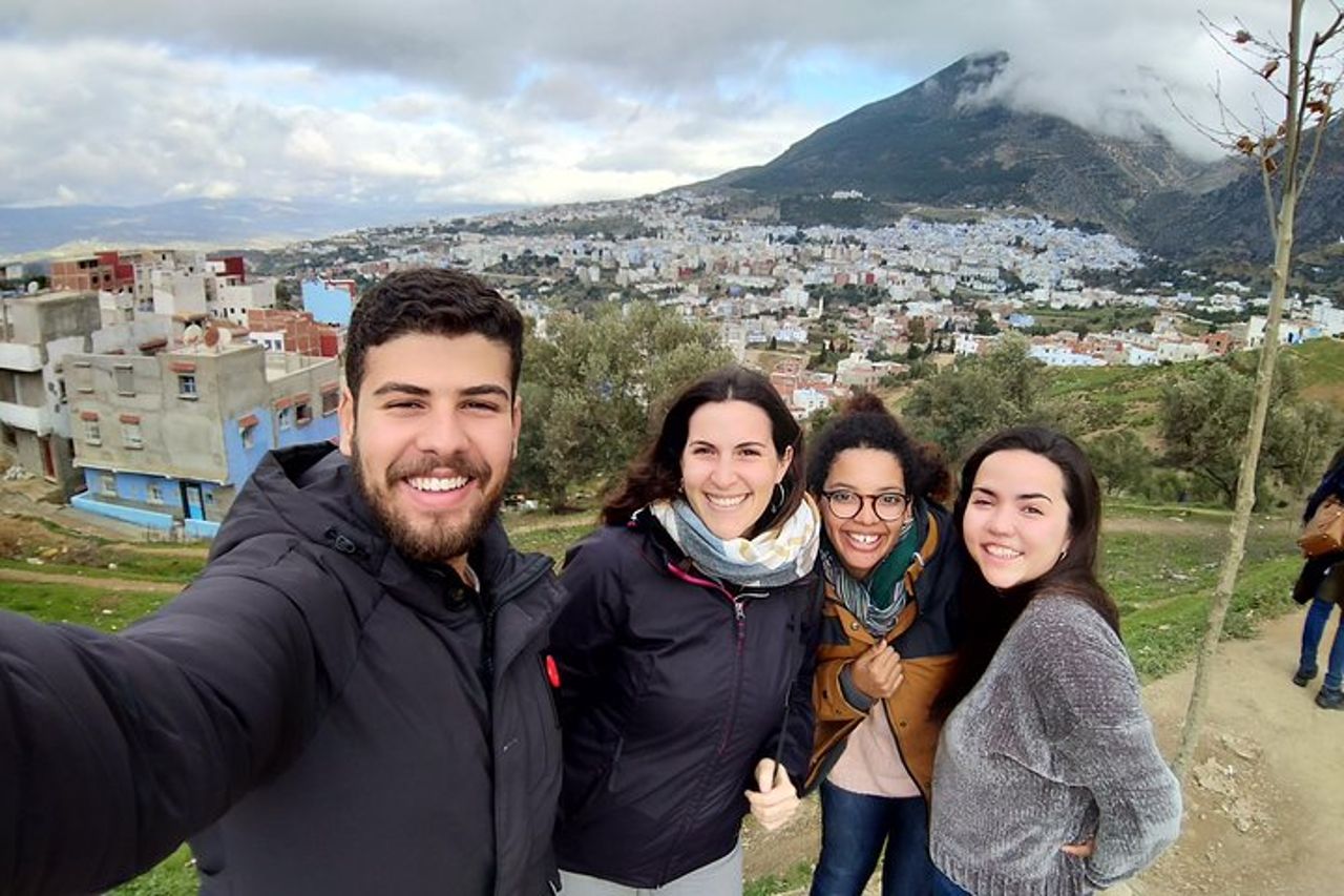 Gita di un giorno a Chefchaouen da Fez: tour privato della città blu di un'intera giornata