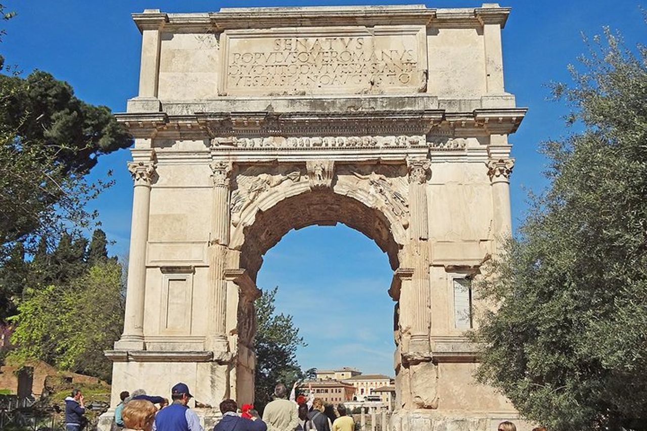 Esclusivo Colosseo ARENA e Roma Antica con Archeologo — 7