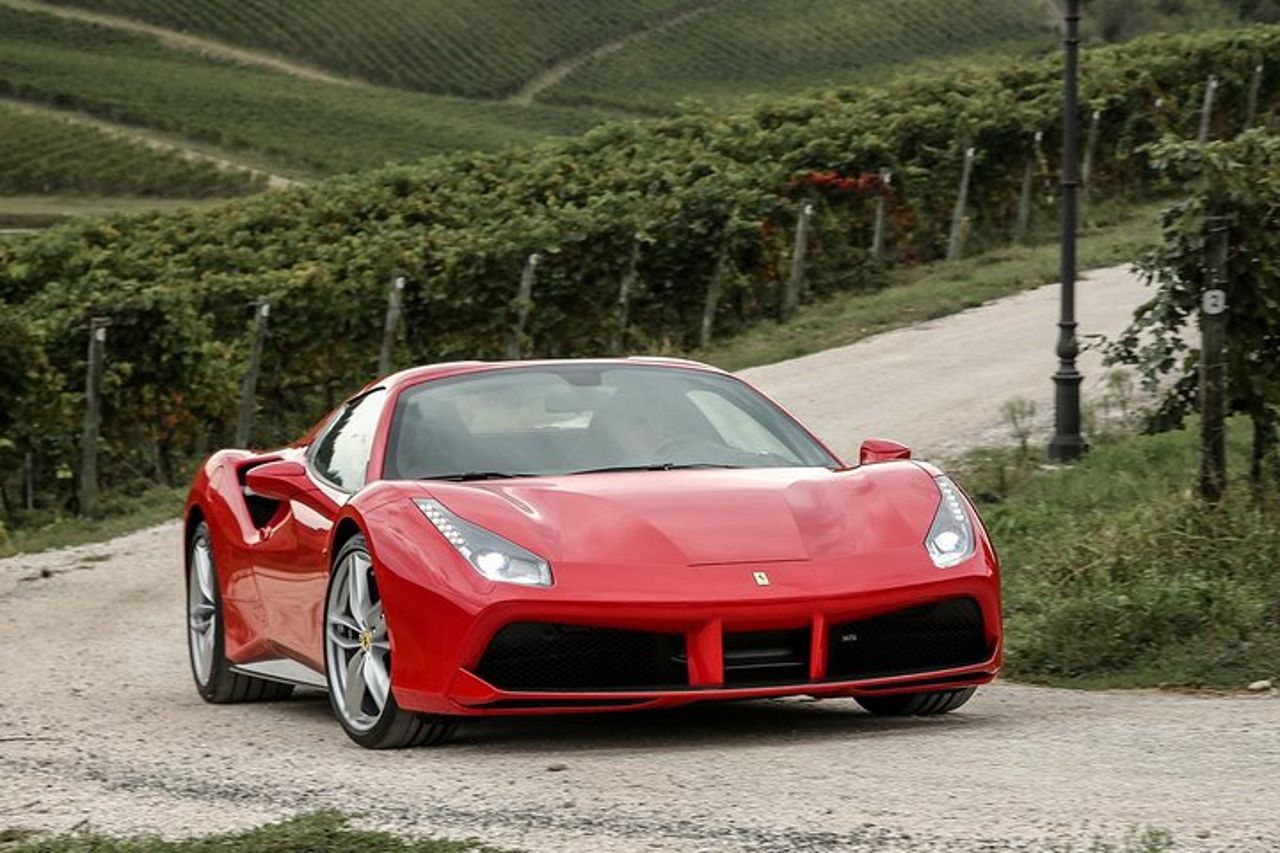 Esperienza di un'intera giornata al Ferrari Vip Tour - 2 test drive inclusi — 5