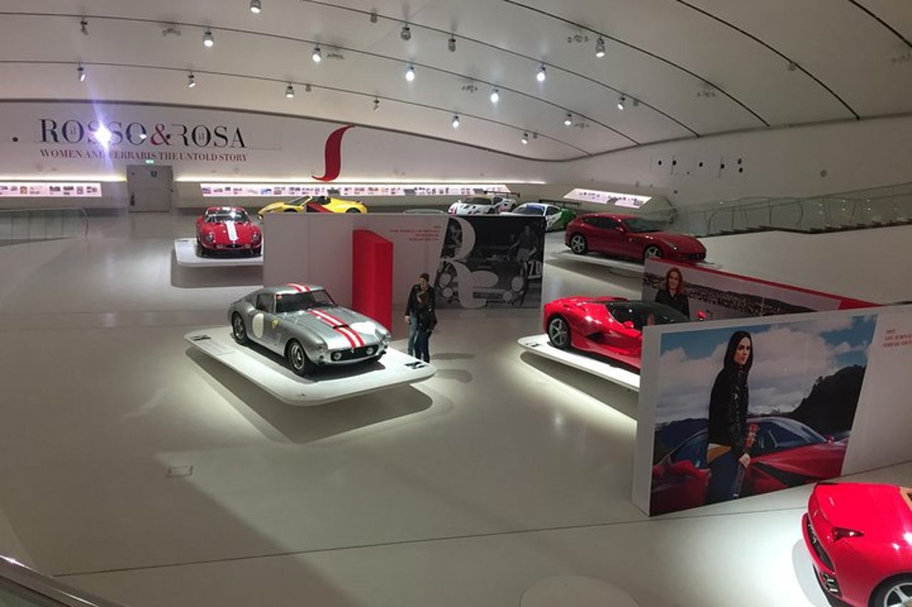 Esperienza di un'intera giornata al Ferrari Vip Tour - 2 test drive inclusi — 9