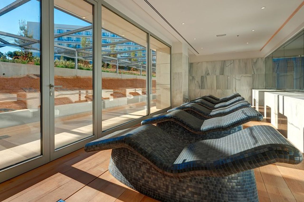 Massaggio rilassante alla schiena e day SPA — 7