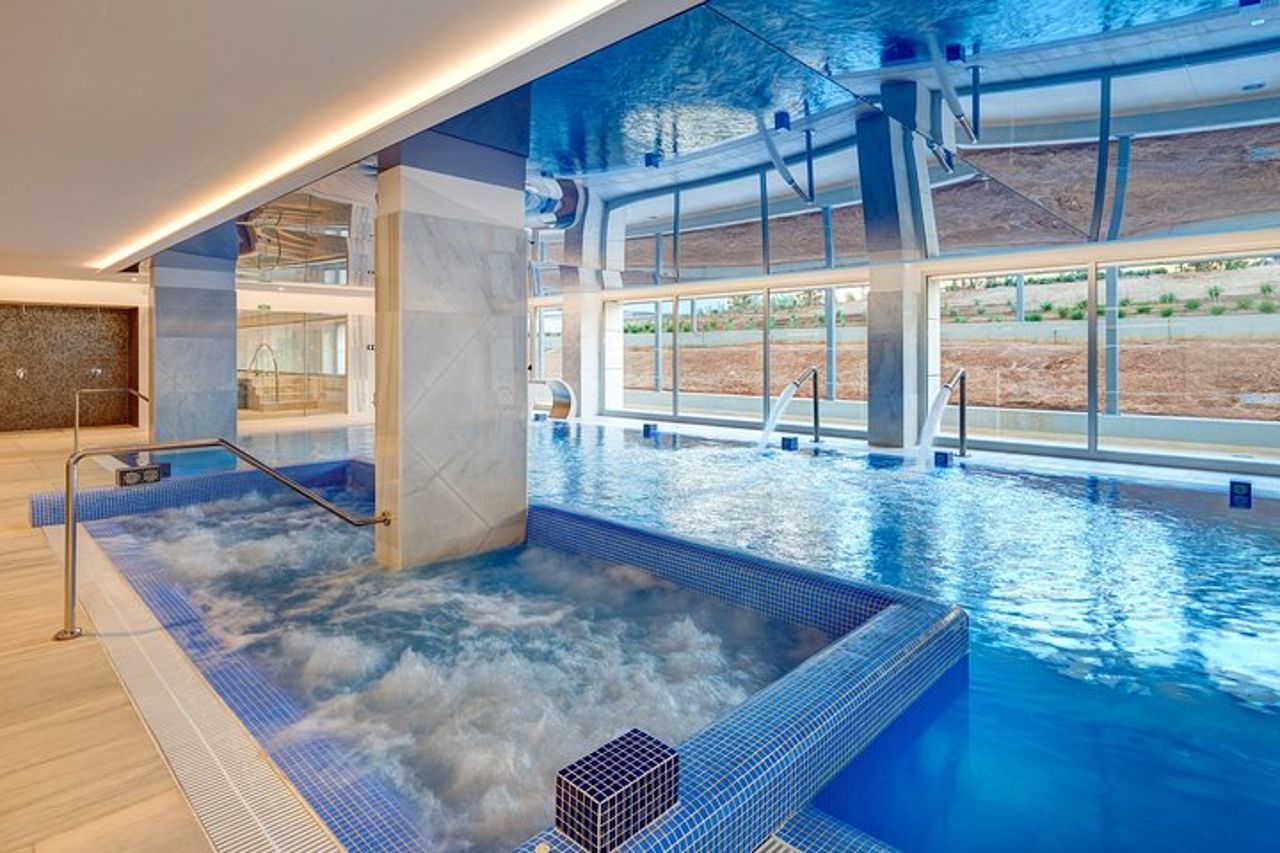 Massaggio rilassante alla schiena e day SPA — 2