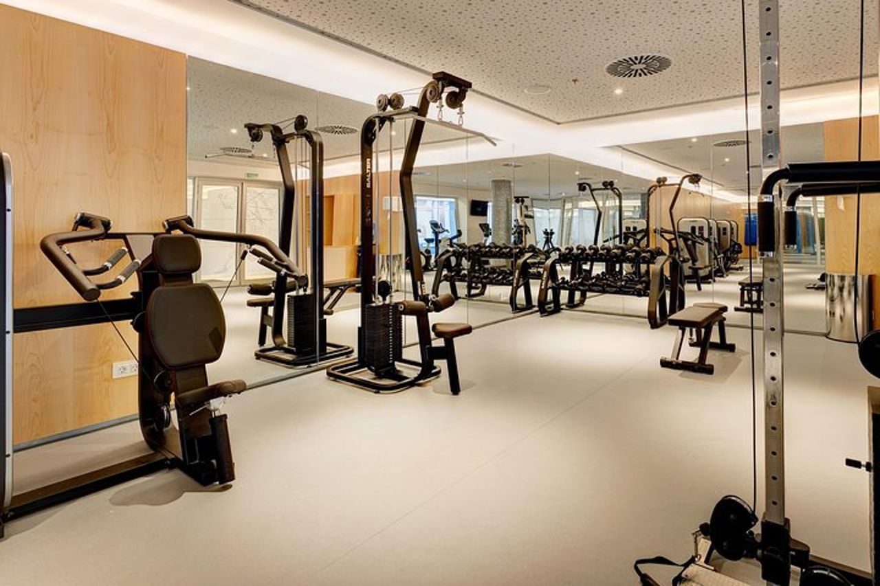 Massaggio rilassante alla schiena e day SPA — 9