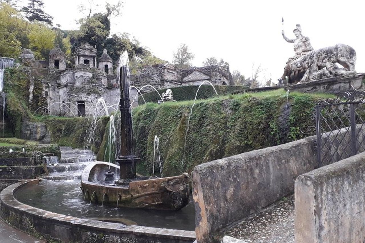Tour privato dei Giardini di Tivoli dal tuo Hotel a Roma — 6
