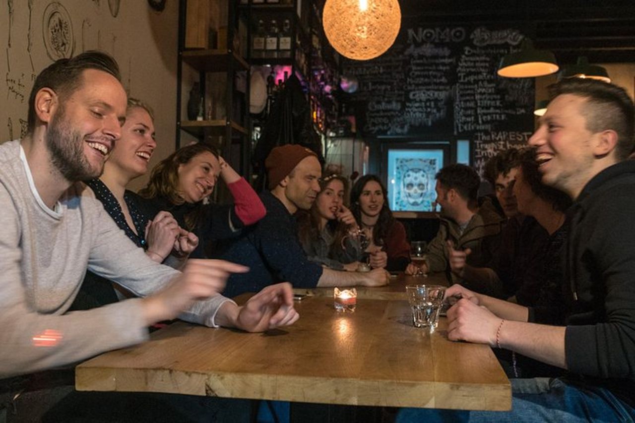 Tour Pub Crawl a Sofia tra bar unici e nascosti — 2