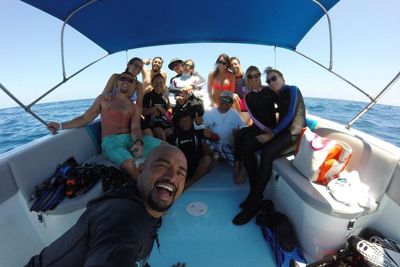 Tour all inclusive di un giorno intero con incontro con squalo balena dalla Riviera Maya — 3