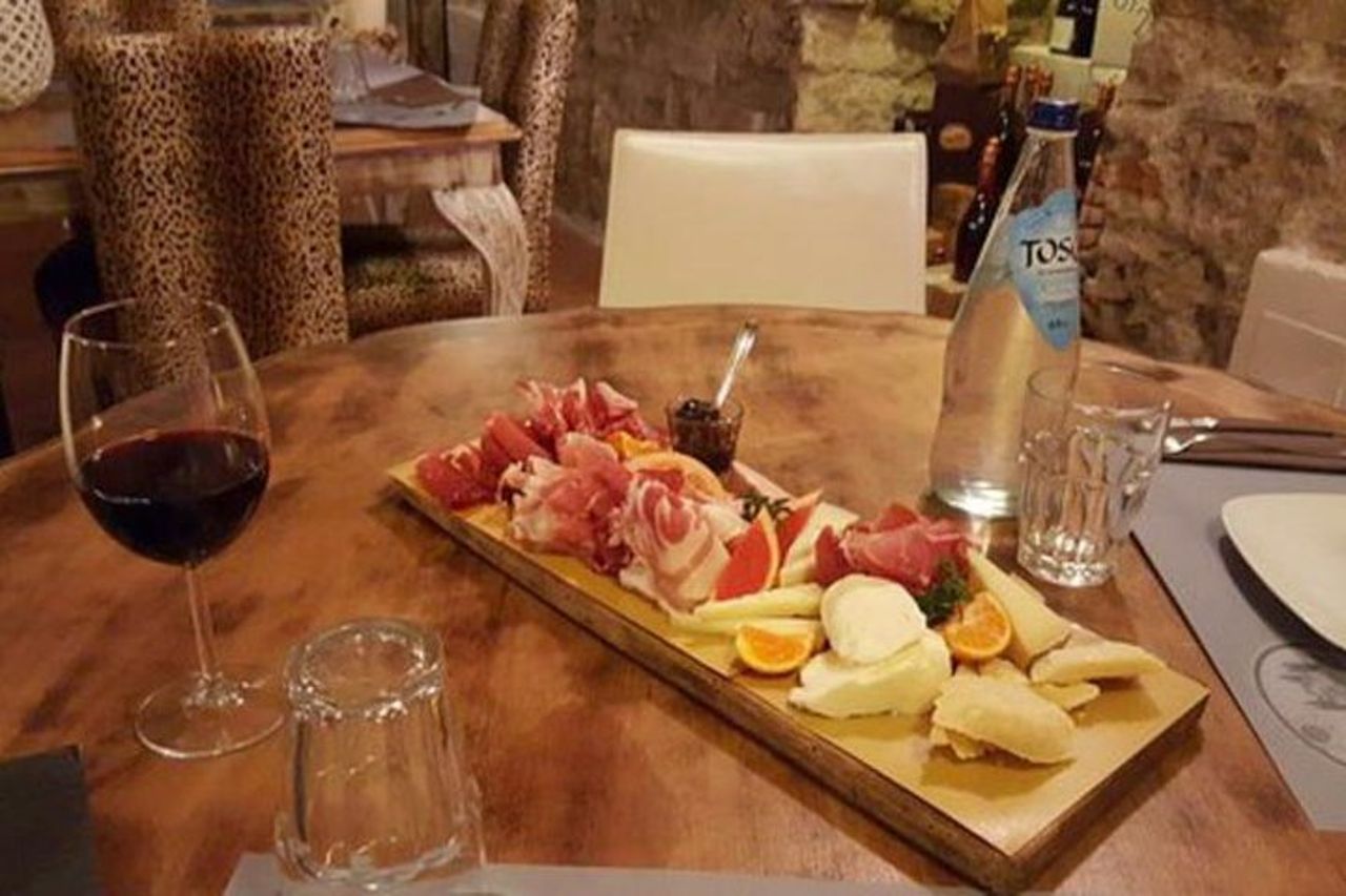 Tour del caseificio del Parmigiano Reggiano ed esperienza di degustazione — 2