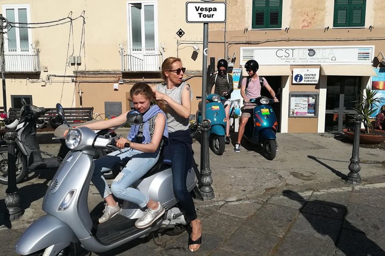 Vespa Tour - Costa Degli Dei — 4