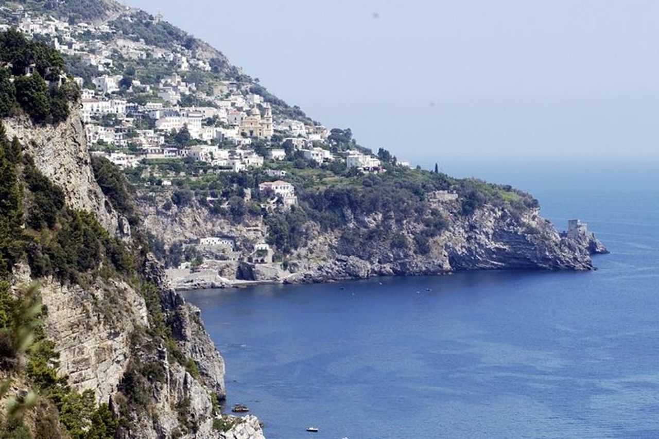 Trasferimento da Napoli a Praiano (da 1 a 8 PAX)